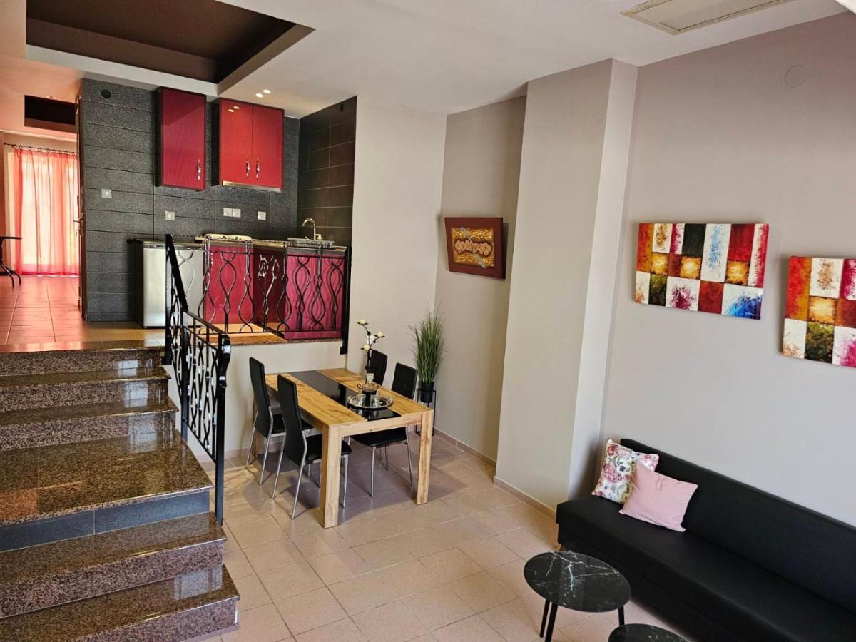 Adonis Apartments Paralía Exterior foto